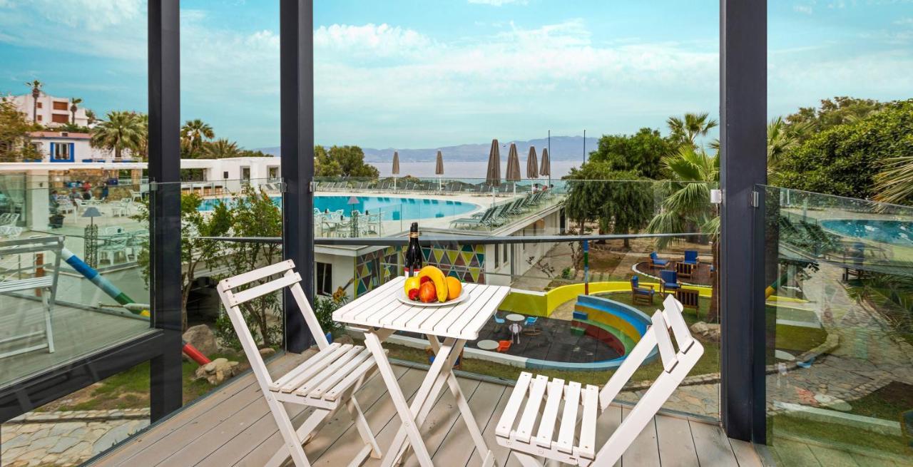 Charm Beach Hotel Akyarlar Buitenkant foto